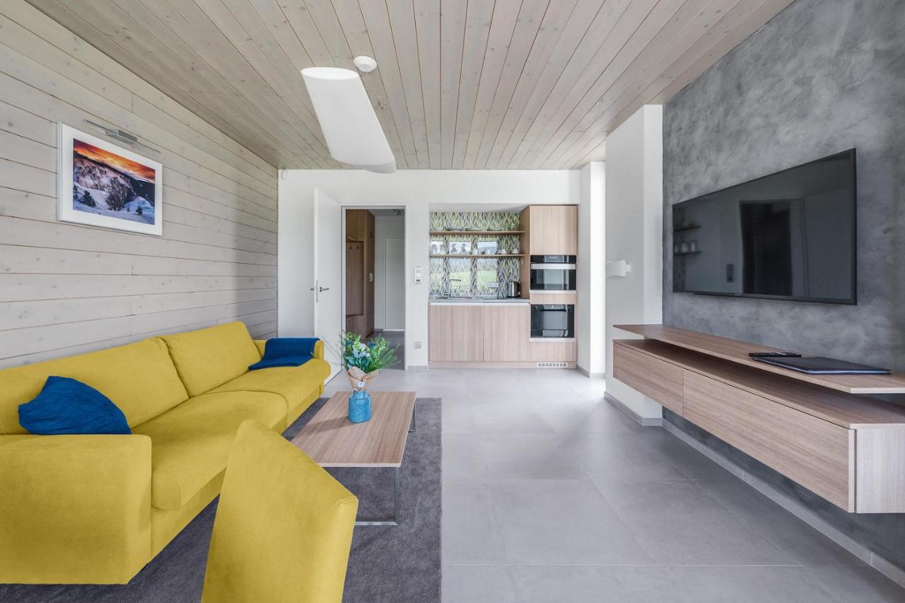 Apartmany Hradecek มลาเด บุคกี ภายนอก รูปภาพ