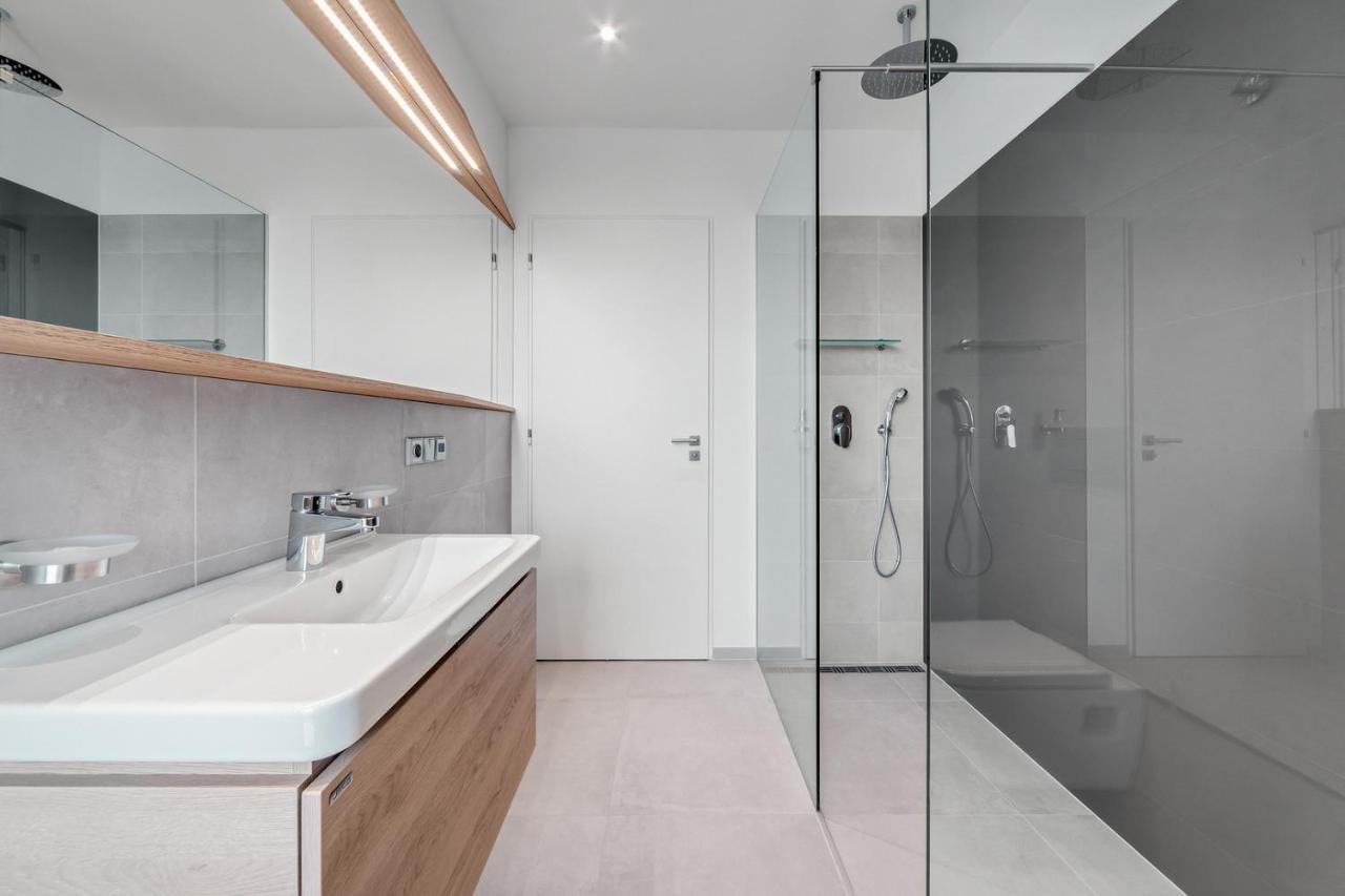 Apartmany Hradecek มลาเด บุคกี ภายนอก รูปภาพ